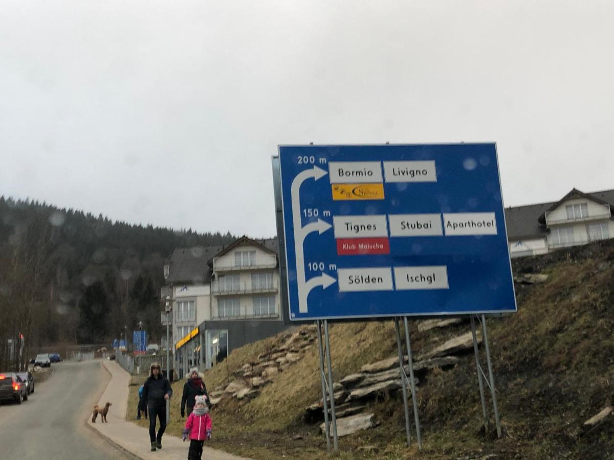 Atrakcyjny Apartament Czarna Gora Stronie Śląskie Buitenkant foto