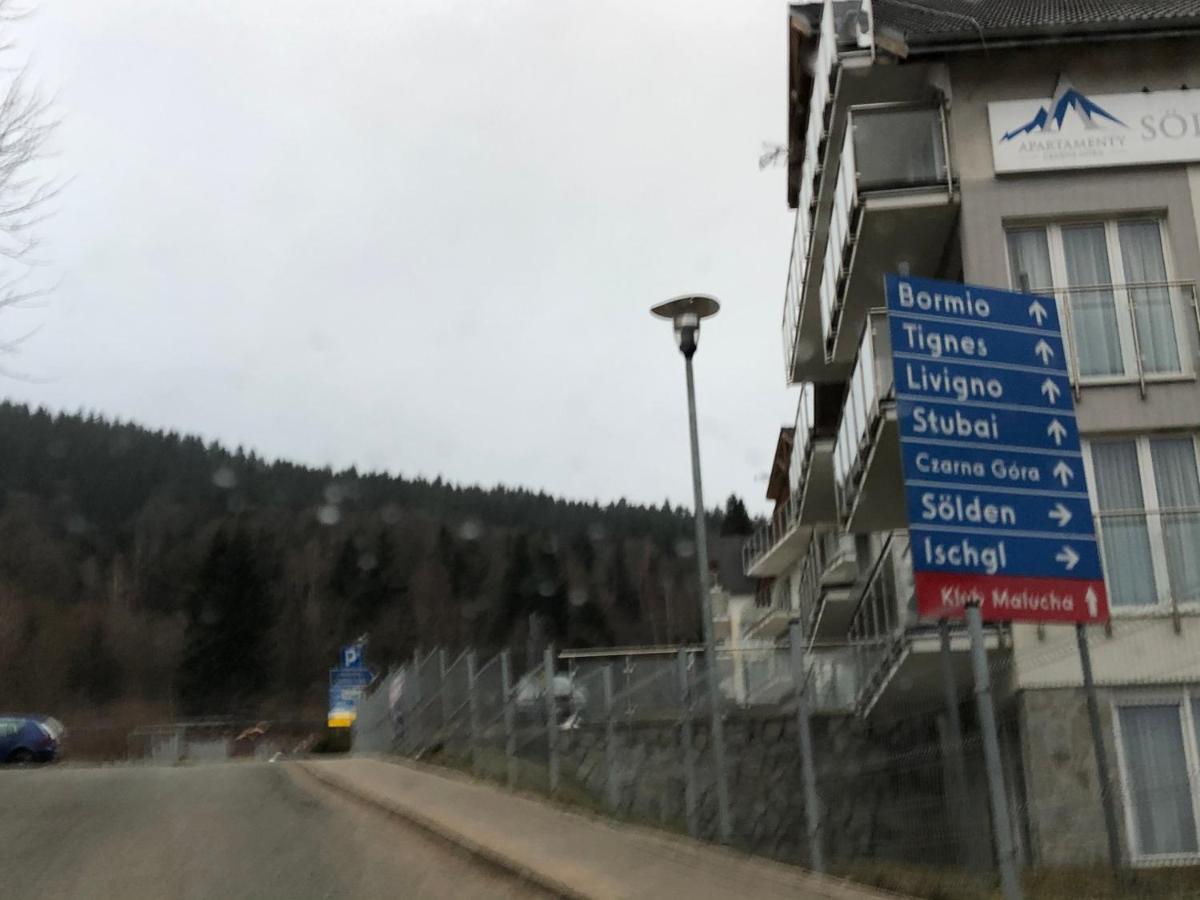 Atrakcyjny Apartament Czarna Gora Stronie Śląskie Buitenkant foto