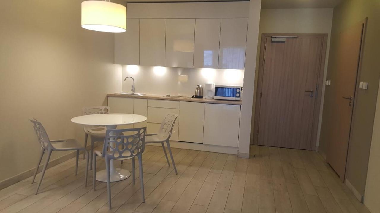 Atrakcyjny Apartament Czarna Gora Stronie Śląskie Buitenkant foto